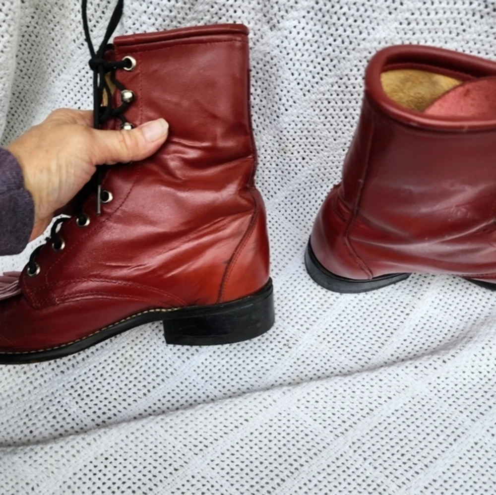 Laredo Red Leather Kiltie Ankle Boots Womens Size 6.5 Lace Up Western Retro Stat - Picture 4 of 16